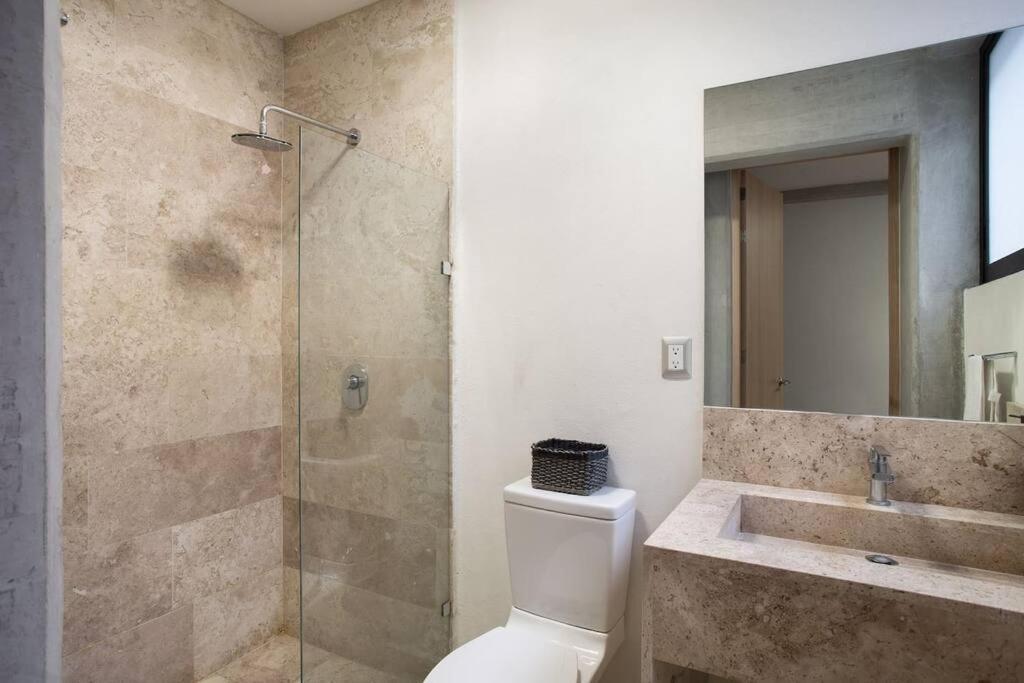 La Condesa: Spacious Two-story With Terrace For 8 *