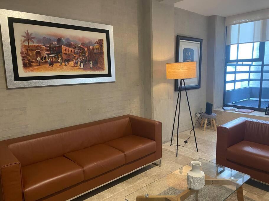 La Condesa: Spacious Two-story With Terrace For 8 * Mexico City